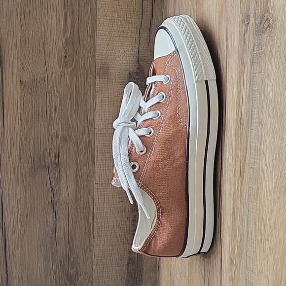 Converse shoes Brand new. - Picture 7 of 12